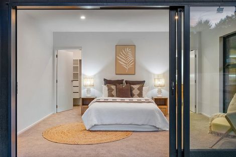 Photo of property in 16 Soleares Avenue, Mount Pleasant, Christchurch, 8081