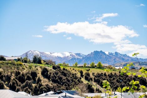 Photo of property in 28 Wabler Lane, Albert Town, Wanaka, 9305