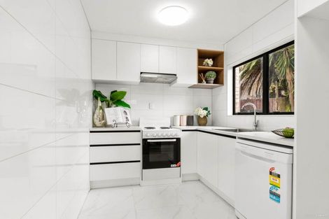 Photo of property in 76 Gallony Avenue, Massey, Auckland, 0614