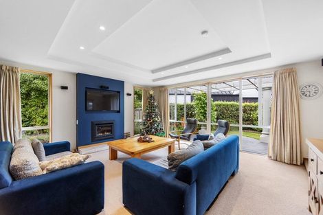 Photo of property in 4 Boonwood Close, Westmorland, Christchurch, 8025