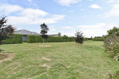 Photo of property in 56 Watkins Drive, Rangiora, 7400