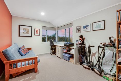 Photo of property in 894 Whangaparaoa Road, Manly, Whangaparaoa, 0930