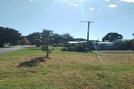 Photo of property in 12 Endeavour Street, Tolaga Bay, 4077