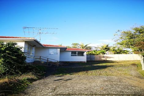 Photo of property in 66 Alexander Street, Cockle Bay, Auckland, 2014