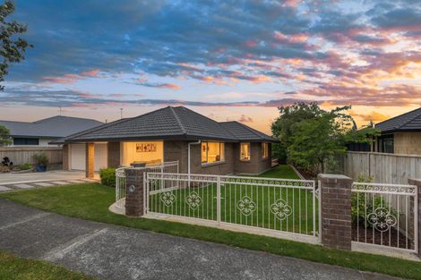 Photo of property in 158 Ruapehu Drive, Fitzherbert, Palmerston North, 4410