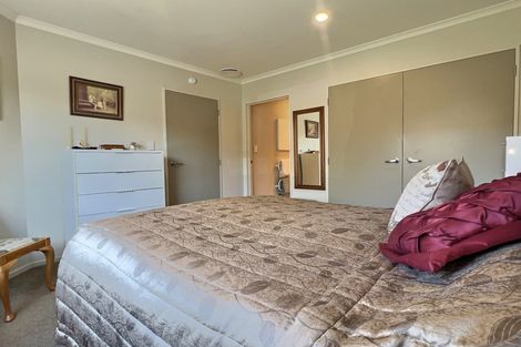 Photo of property in Parkvale Estate, 44/1232 Howard Street, Parkvale, Hastings, 4122