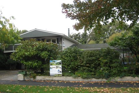 Photo of property in 31 Parkstone Avenue, Ilam, Christchurch, 8041
