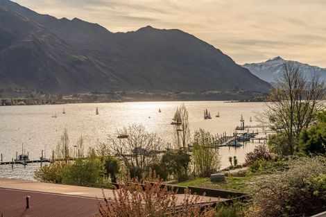 Photo of property in 55 Lakeside Road, Wanaka, 9305