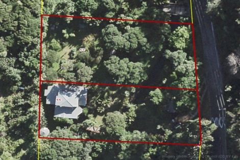 Photo of property in 66 Karekare Road, Karekare, Auckland, 0772