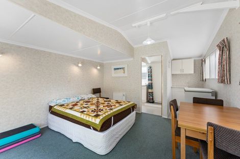 Photo of property in 51 John F Kennedy Drive, Milson, Palmerston North, 4414