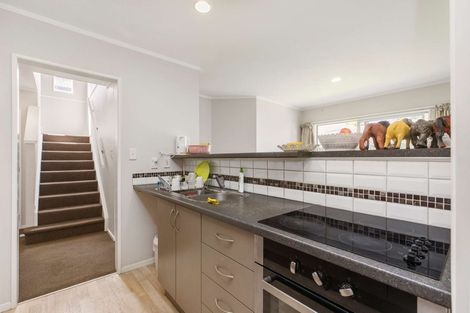 Photo of property in 3/27 Halsey Road, Manurewa, Auckland, 2102