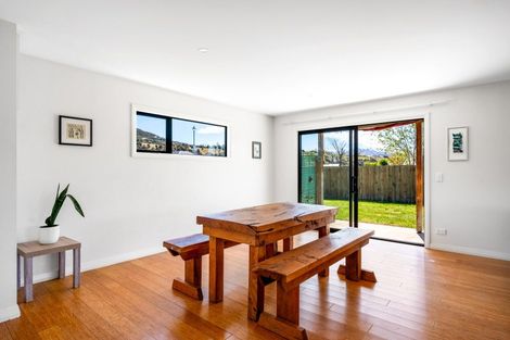 Photo of property in 28 Wabler Lane, Albert Town, Wanaka, 9305
