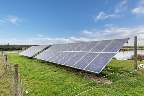 Photo of property in 814 Halkett Road, West Melton, Christchurch, 7671