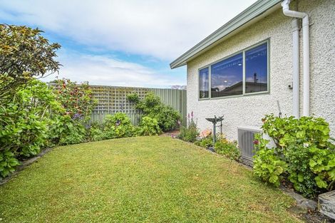 Photo of property in 3/239 Warwick Road, Mayfair, Hastings, 4122