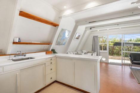 Photo of property in 7 Pearce Place, Kinloch, Taupo, 3377