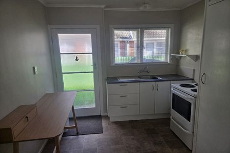 Photo of property in Rosalie Flats, 4/1034 Fergusson Drive, Clouston Park, Upper Hutt, 5018