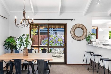 Photo of property in 4 Earnslaw Terrace, Queenstown, 9300