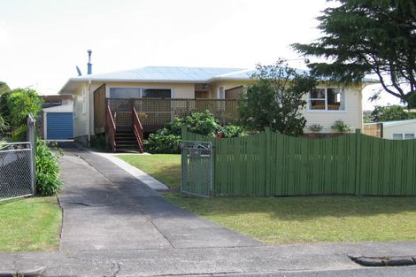 Photo of property in 48 Glendene Avenue, Glendene, Auckland, 0602