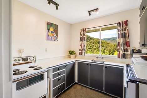 Photo of property in 41 Village Loop Road, Waipori Falls, Outram, 9073