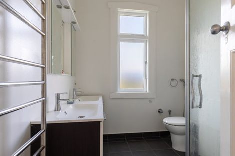 Photo of property in 354 Hardy Street, Nelson, 7010