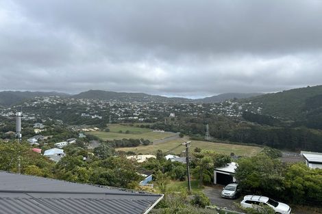 Photo of property in 12 Huntingdon Street, Northland, Wellington, 6012