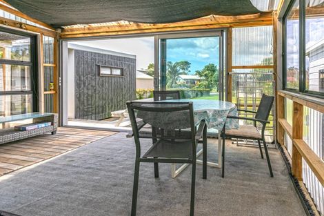 Photo of property in 30 Mako Avenue, Whiritoa, Whangamata, 3691