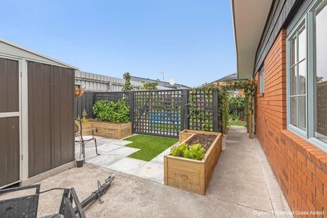 Photo of property in 6 Surrey Lane, Levin, 5510