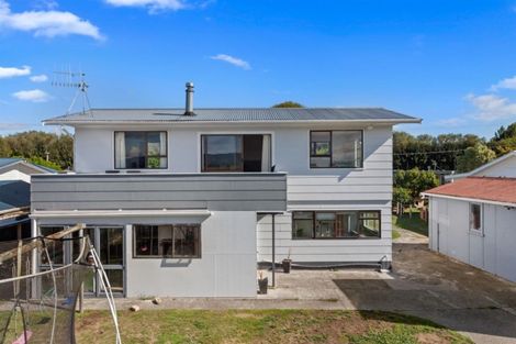 Photo of property in 97 College Road, Edgecumbe, 3120
