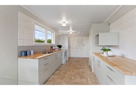 Photo of property in 113 Effingham Street, North New Brighton, Christchurch, 8083