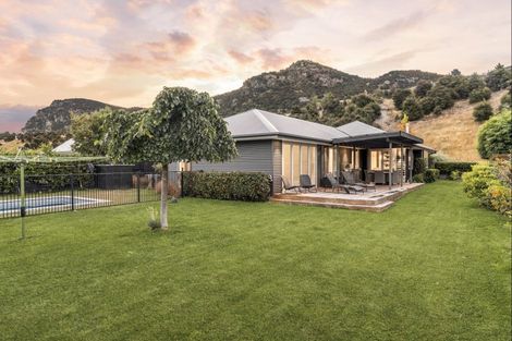 Photo of property in 32 Quinnat Street, Albert Town, Wanaka, 9305