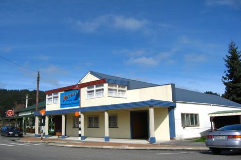 Photo of property in Inangahua Arms, 172 Buller Road, Reefton, 7830