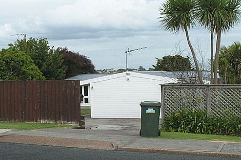 Photo of property in 68 Jutland Road, Hauraki, Auckland, 0622