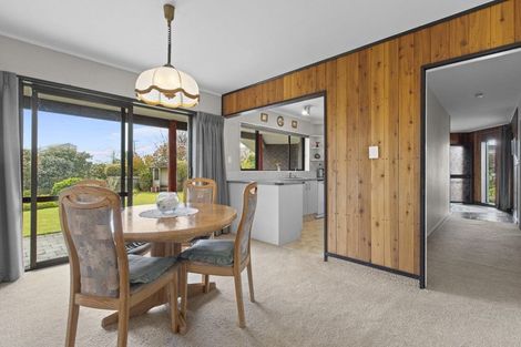 Photo of property in 12 Tamati Place, Merrilands, New Plymouth, 4312