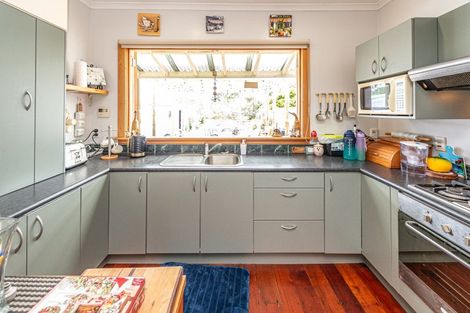 Photo of property in 18 Field Street, Aramoho, Whanganui, 4500