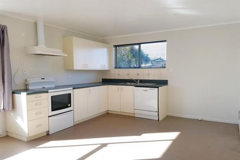 Photo of property in 4 Bolero Place, Parklands, Christchurch, 8083