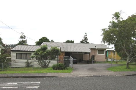 Photo of property in 3 Seaview Road, Glenfield, Auckland, 0629