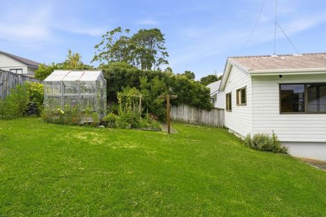 Photo of property in 50 Gatman Street, Birkdale, Auckland, 0626