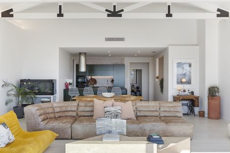 Photo of property in 71 Pah Road, Cockle Bay, Auckland, 2014