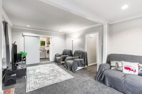 Photo of property in 1/33 Lavelle Road, Henderson, Auckland, 0612