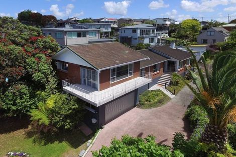 Photo of property in 1/36 Masterton Road, Rothesay Bay, Auckland, 0630