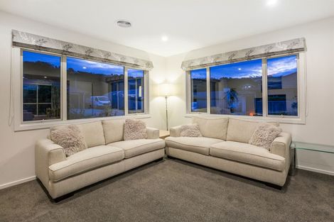 Photo of property in 9 Leadline Place, Whitby, Porirua, 5024