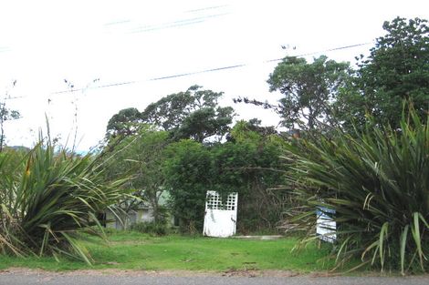 Photo of property in 17 Cory Road, Palm Beach, Waiheke Island, 1081