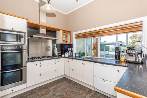 Photo of property in 79 Ormond Road, Whataupoko, Gisborne, 4010