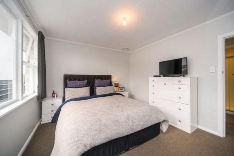 Photo of property in 53 Sutherland Crescent, Westbrook, Palmerston North, 4412