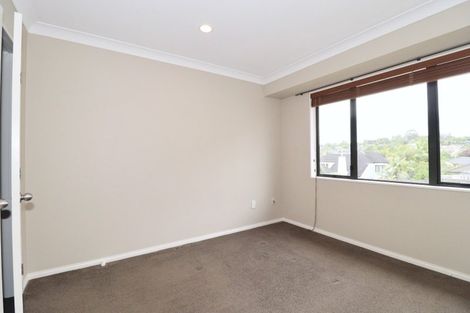 Photo of property in 33 Annalong Road, Dannemora, Auckland, 2016