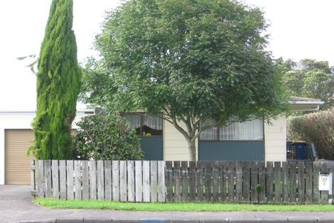 Photo of property in 1/128a Bruce Mclaren Road, Henderson, Auckland, 0612