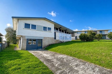 Photo of property in 33 Paramu Avenue, Birkdale, Auckland, 0626