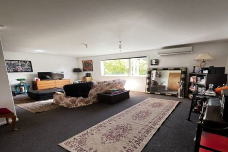 Photo of property in 27a Randwick Road, Northland, Wellington, 6012