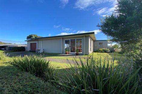 Photo of property in 1 Sarten Street, Waitara, 4320