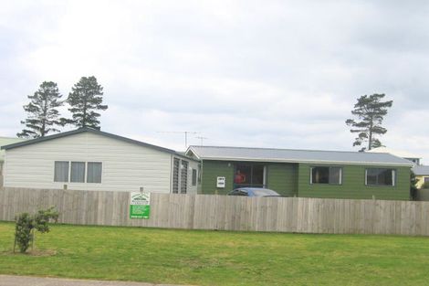 Photo of property in 526 Matarangi Drive, Matarangi, Whitianga, 3592